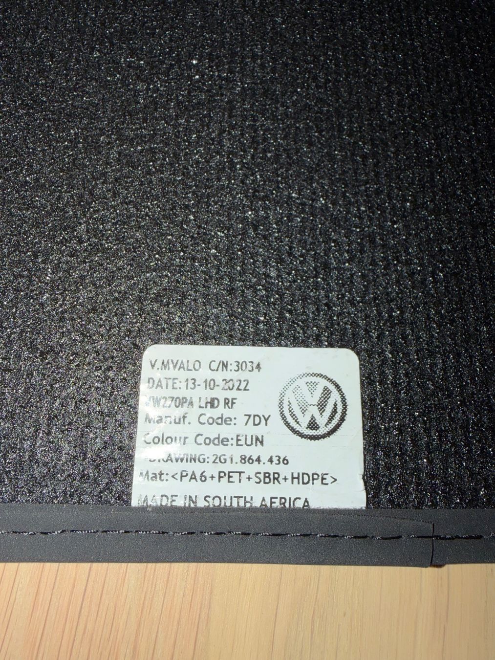 VW Tappeti & Tappetini: Fussmatten Beifahrer Polo 6 / VI Original – Nuovo e nell'imballaggio originale da Dübendorf venduto da lia_c2kp 2