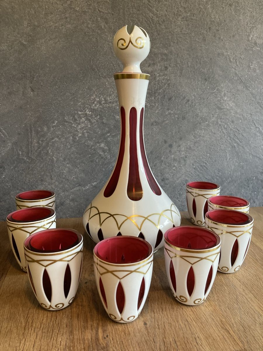 Karaffen: Böhmisches Karaffen-Set mit 8 Gläsern – Gebraucht aus Gals von Chrisi-76