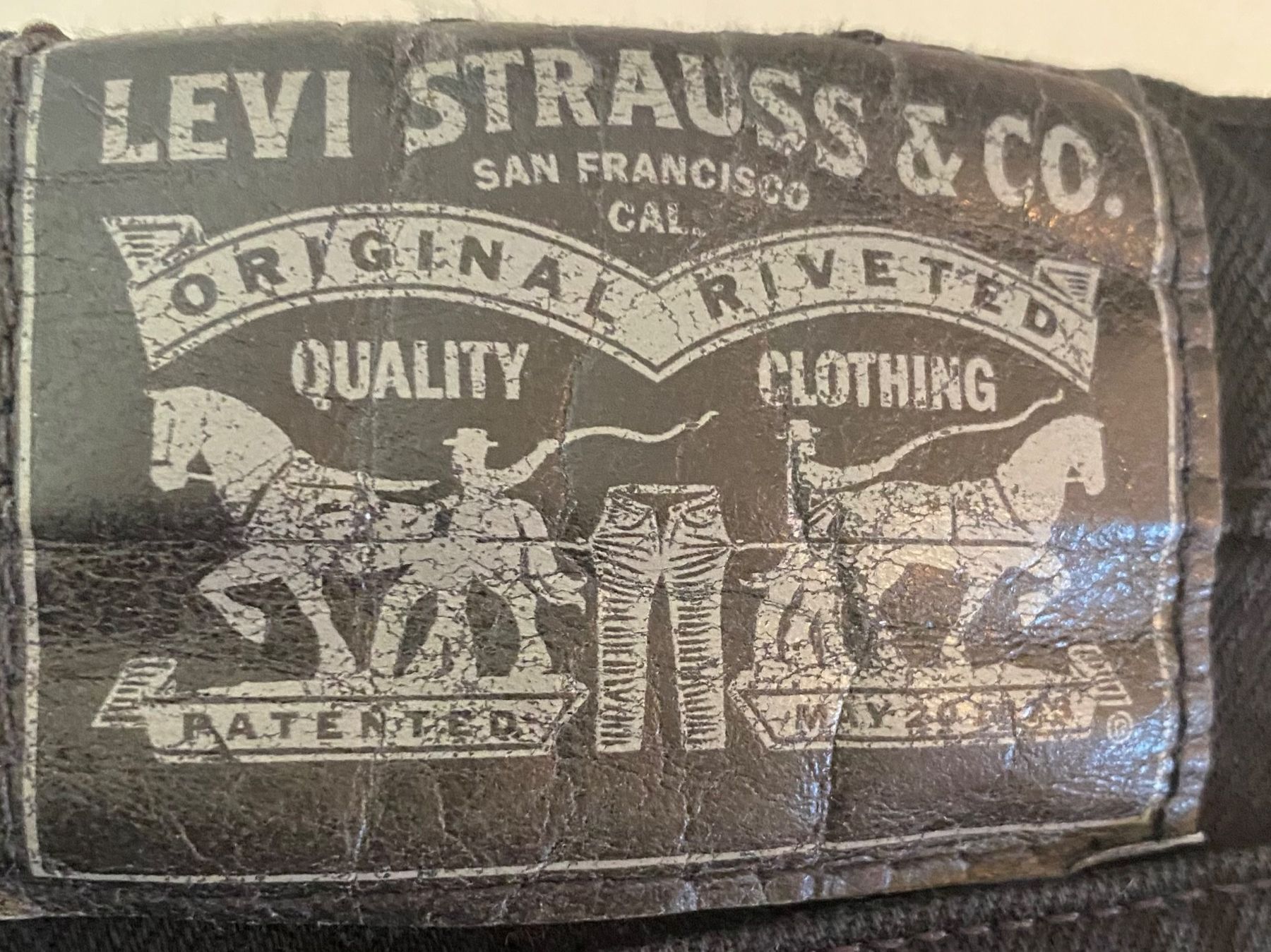 Levi's Jeans: Lewis Jeans schwarz W30 L 32 – D'occasion à Fislisbach par mirco50