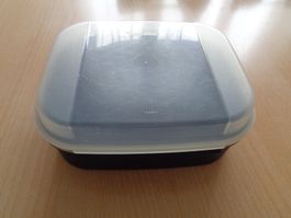 Tupperware Behälter