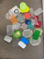 Diverse Sammlung Tupperware, Deckel