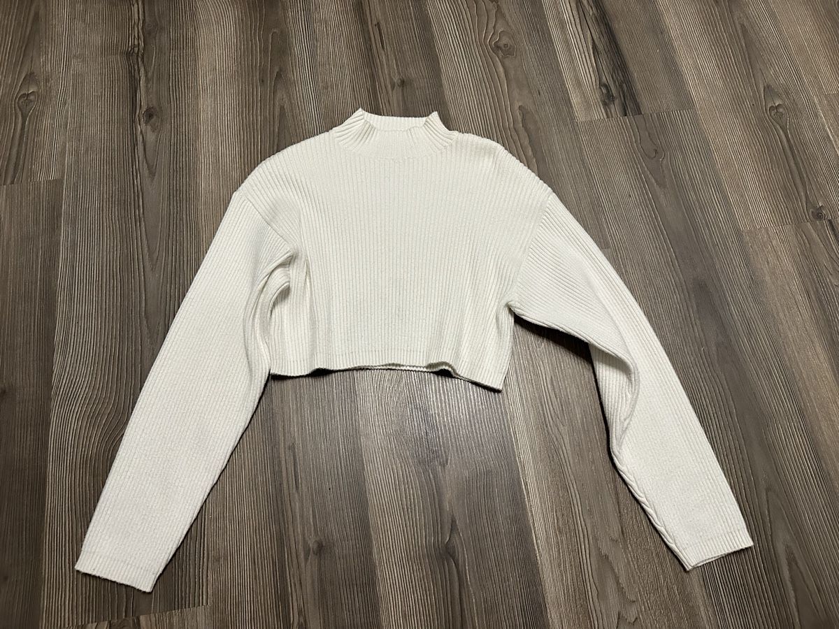 Bershka Maglioni & Felpe: Pullover Bershka gerippt weiss Grösse XS – Usato da Schaanwald venduto da ael248