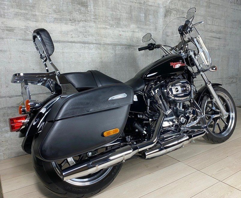 Harley-Davidson Touring: Harley-Davidson XL 1200 T Super Low ABS – Nuovo (secondo la descrizione) da Hünenberg venduto da Member58 1