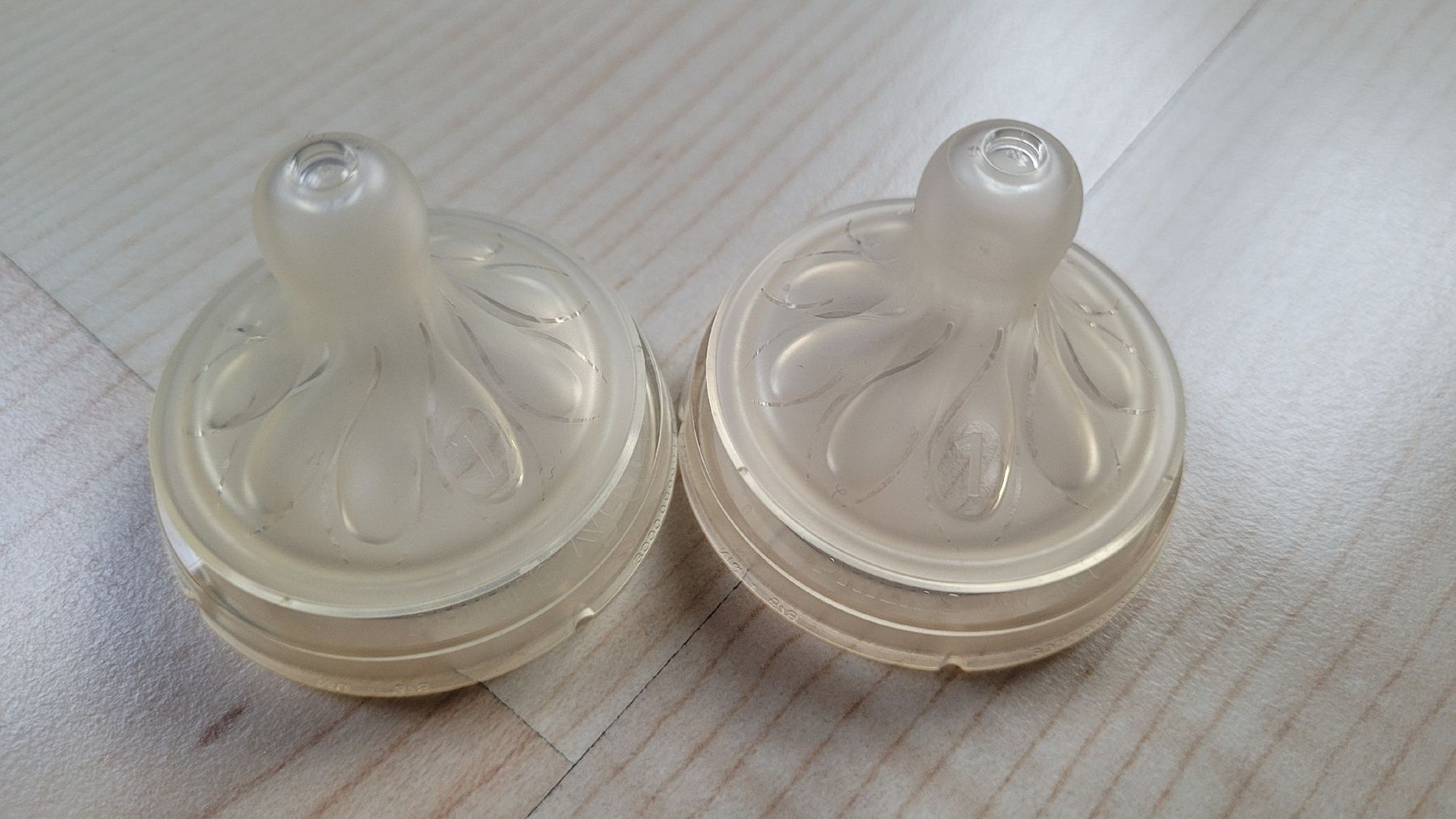 Avent Baby-Mahlzeiten: 3x Glasflaschen Philips Avent 240ml gebraucht – Gebraucht aus Wattwil von JosuaSchneider 5