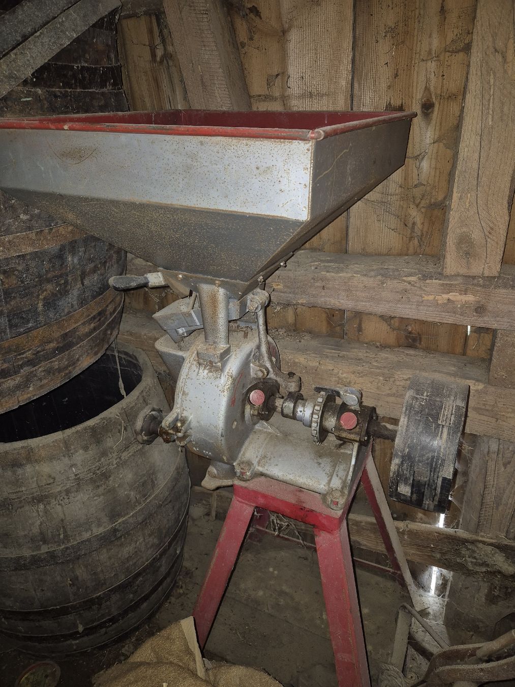 Tutte le macchine: Getreidemühle – Usato da Egg (Flawil) venduto da Remofunk12