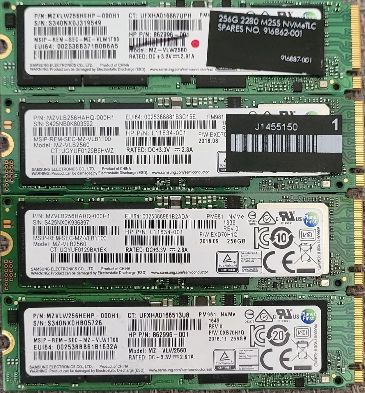 Samsung Dischi rigidi: 4×Samsung 256GB M.2 NVMe SSD. – Usato da Zürich venduto da Gulbi1919