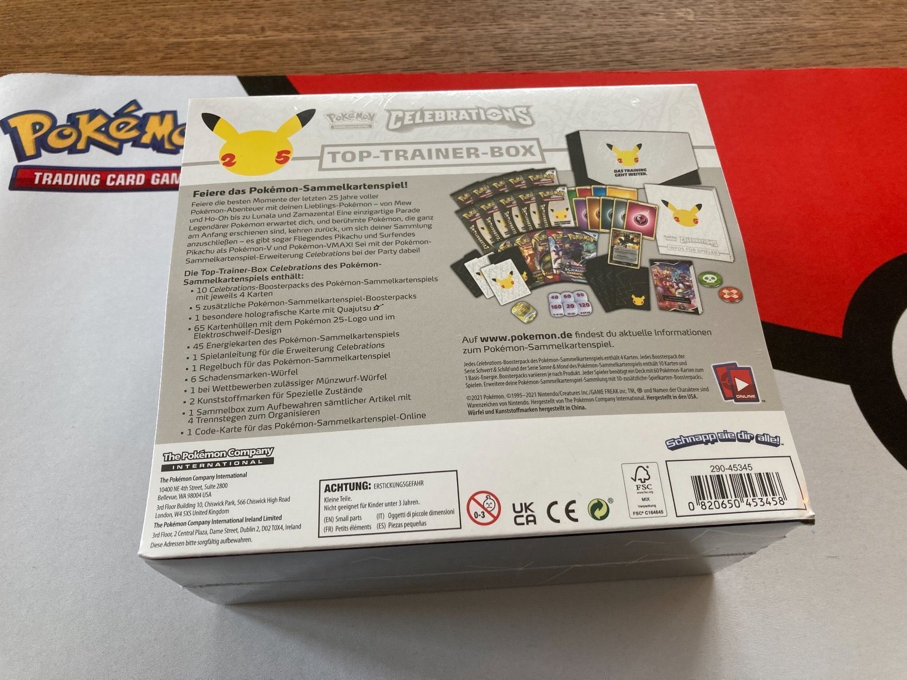 Pokémon Sammelbilder & Trading cards: Pokemon Celebrations Top Trainer-Box DE – Gebraucht aus Küssnacht am Rigi von Ebikoner 3