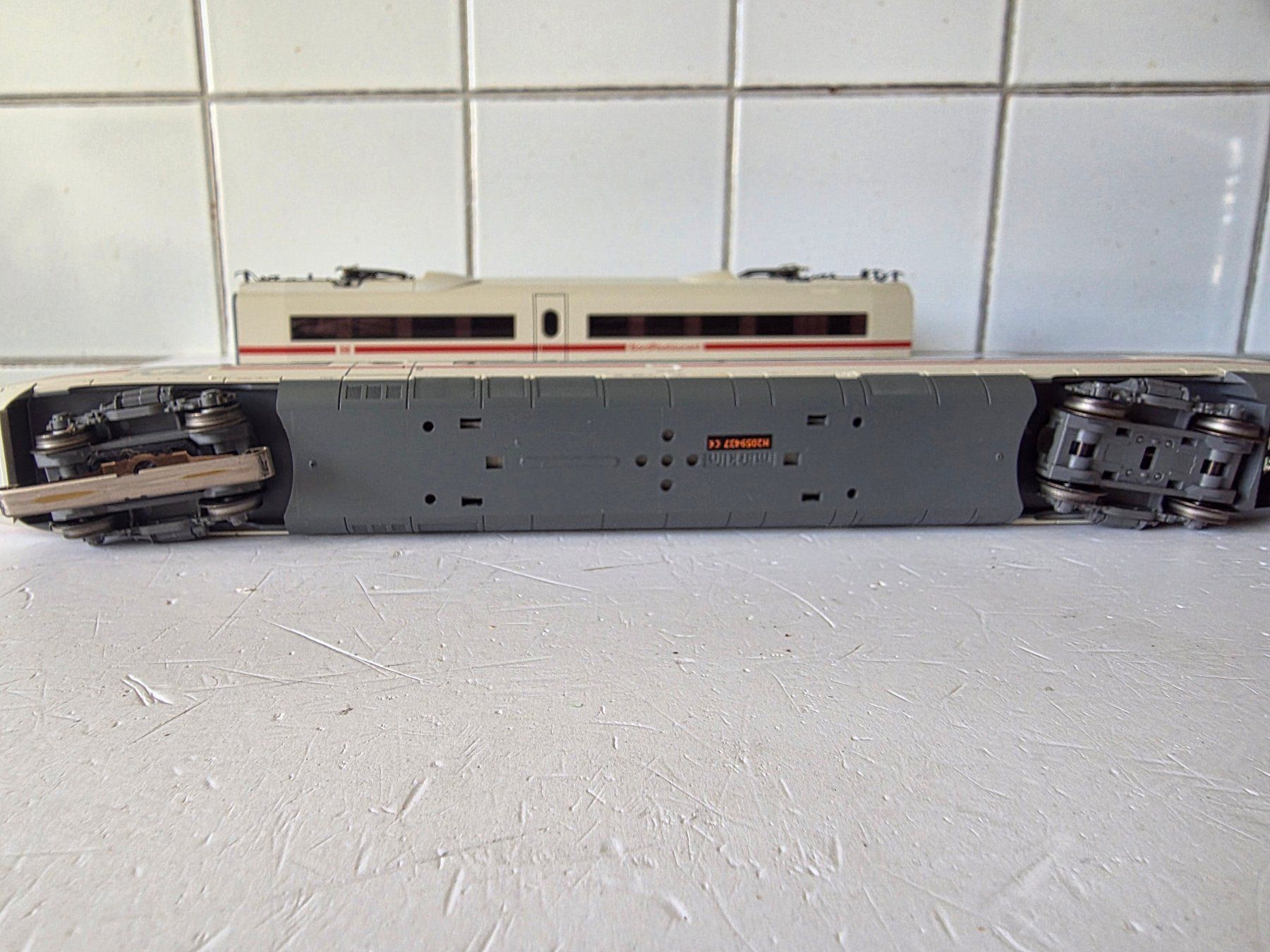 Märklin Modelleisenbahnen: DB 4-teiliger ICE 3, BR 406, Digital – Gebraucht aus Seuzach von Loeckeli01 4
