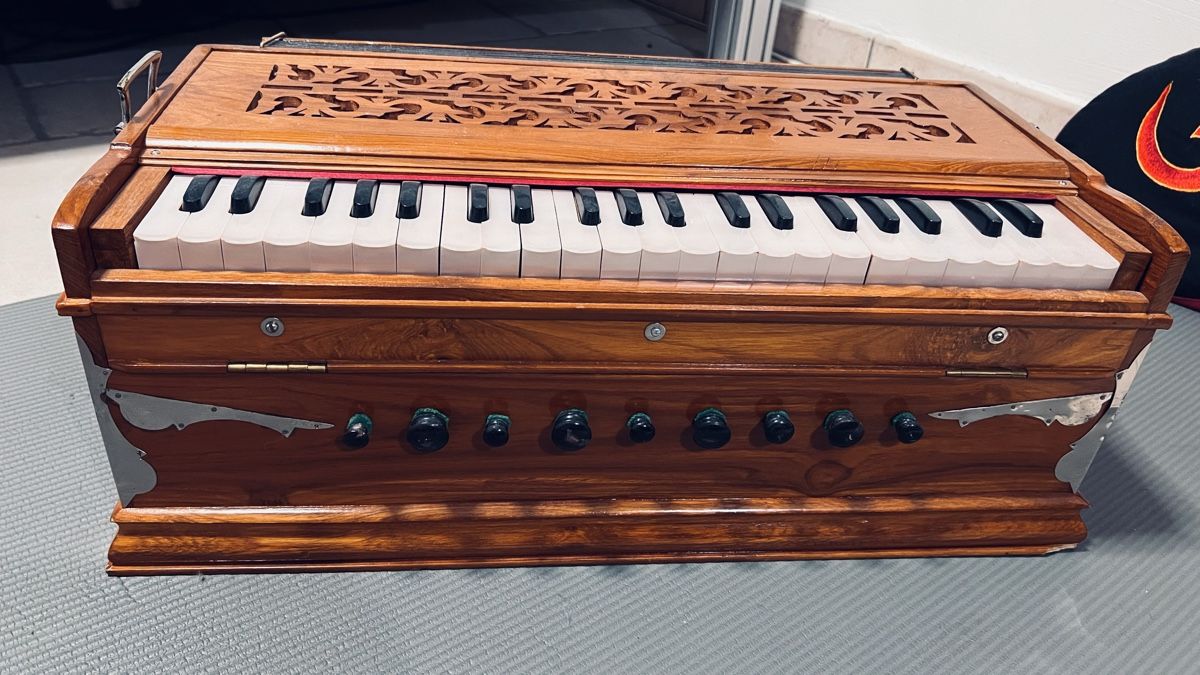 Instruments de musique: Harmonium – D'occasion à schöftland par polymechaniker 3