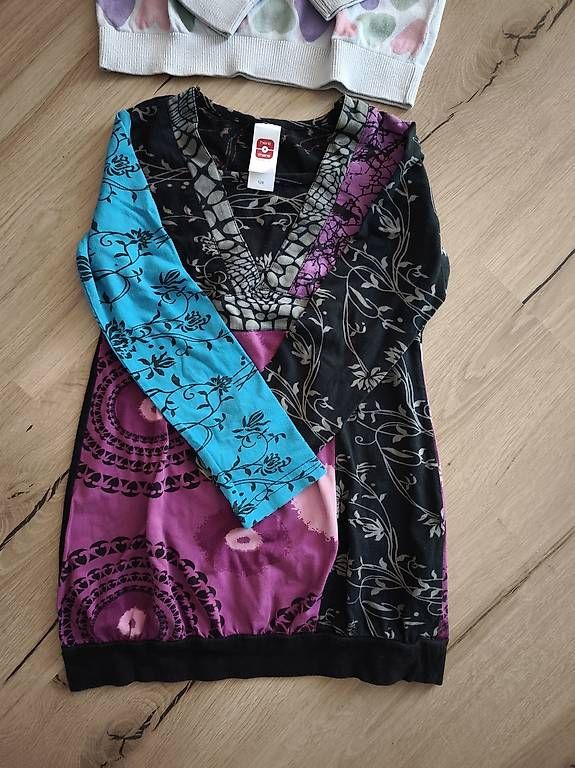 Pullover & Sweatshirts: Oberteil Pullover 122/128 und 128 – Gebraucht aus Gerolfingen von ste_sp2z 1