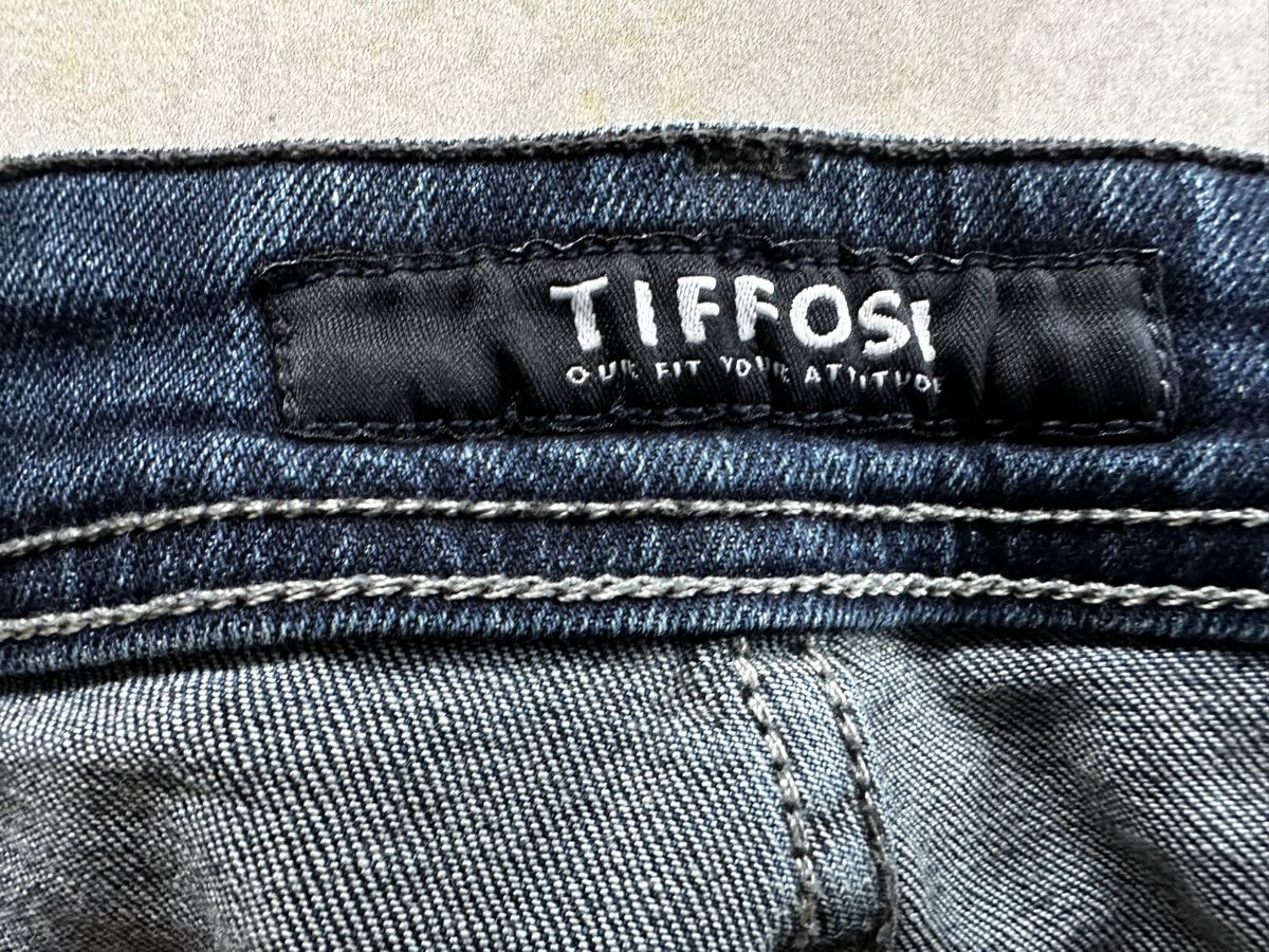 Jeans: Short Tiffosi  taille 32 (52) – Nuovo (secondo la descrizione) da Grône venduto da Amte73 2