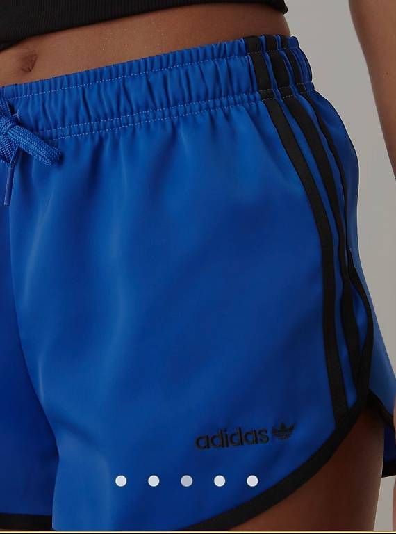 Hosen: Adidas Sprinter Shorts Gr. M – Gebraucht aus Seuzach von louisa. 1