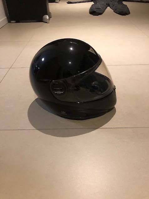 Caschi & visiere: Motorrad-Helm – Usato da Pfäffikon SZ venduto da Roccobeiricardo