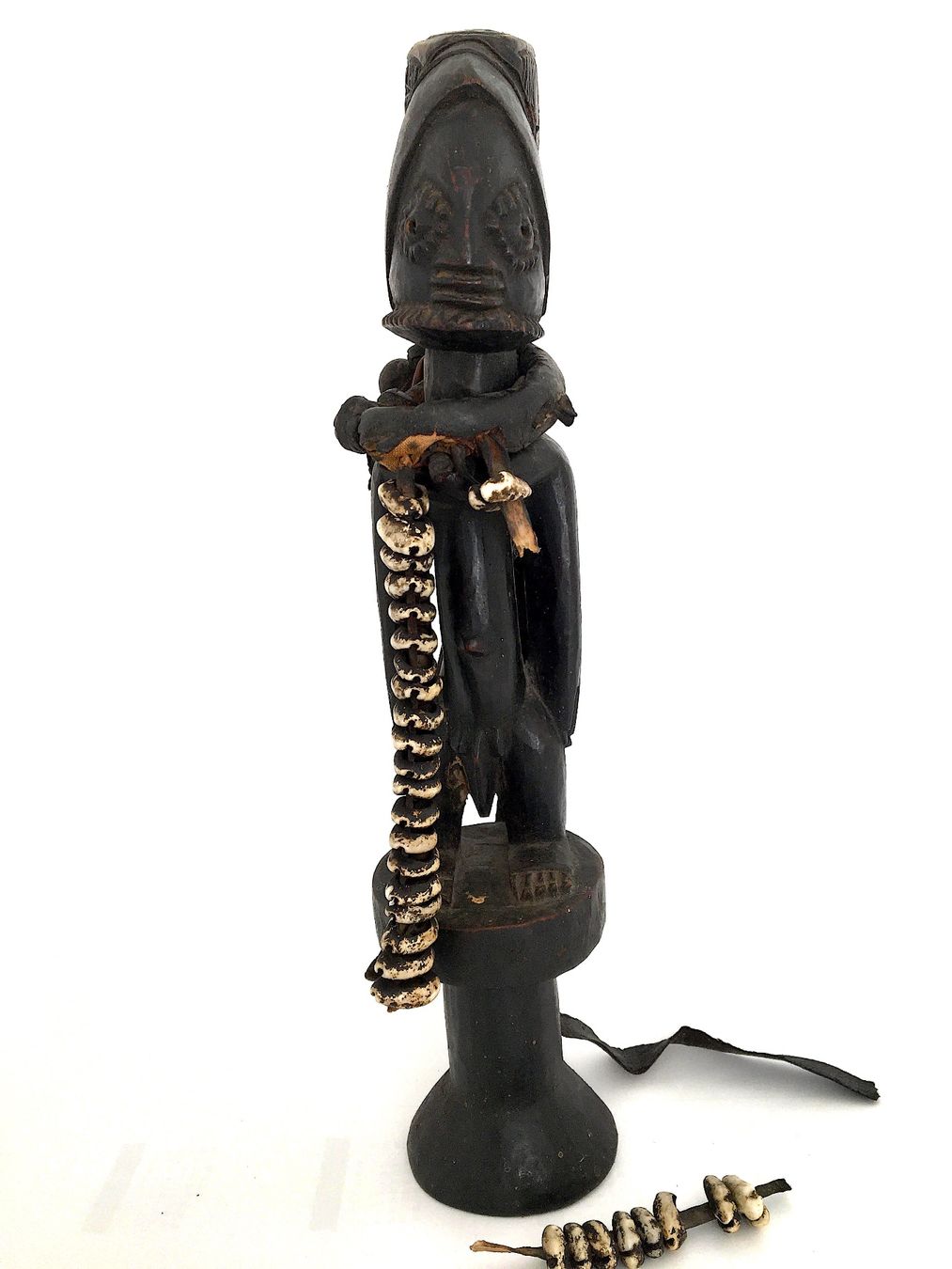 Skulpturen & Statuen: Afrikanische Yoruba Eshu Figur mit Kaurimuscheln aus Nigeria – Gebraucht aus Zürich von tanteluzie 6