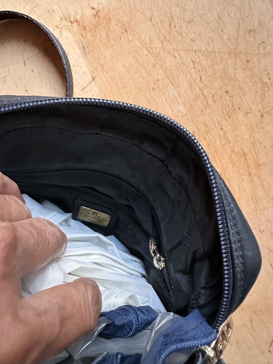 Taschen: Eigner Etienne Tasche, blau – Gebraucht aus Hinterkappelen von una066 2