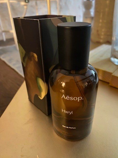 Aesop Profumi & Eau de Toilette: Aesop Hwyl Eau De Parfum Spray 50 ml – Nuovo e nell'imballaggio originale da Arlesheim venduto da arbel