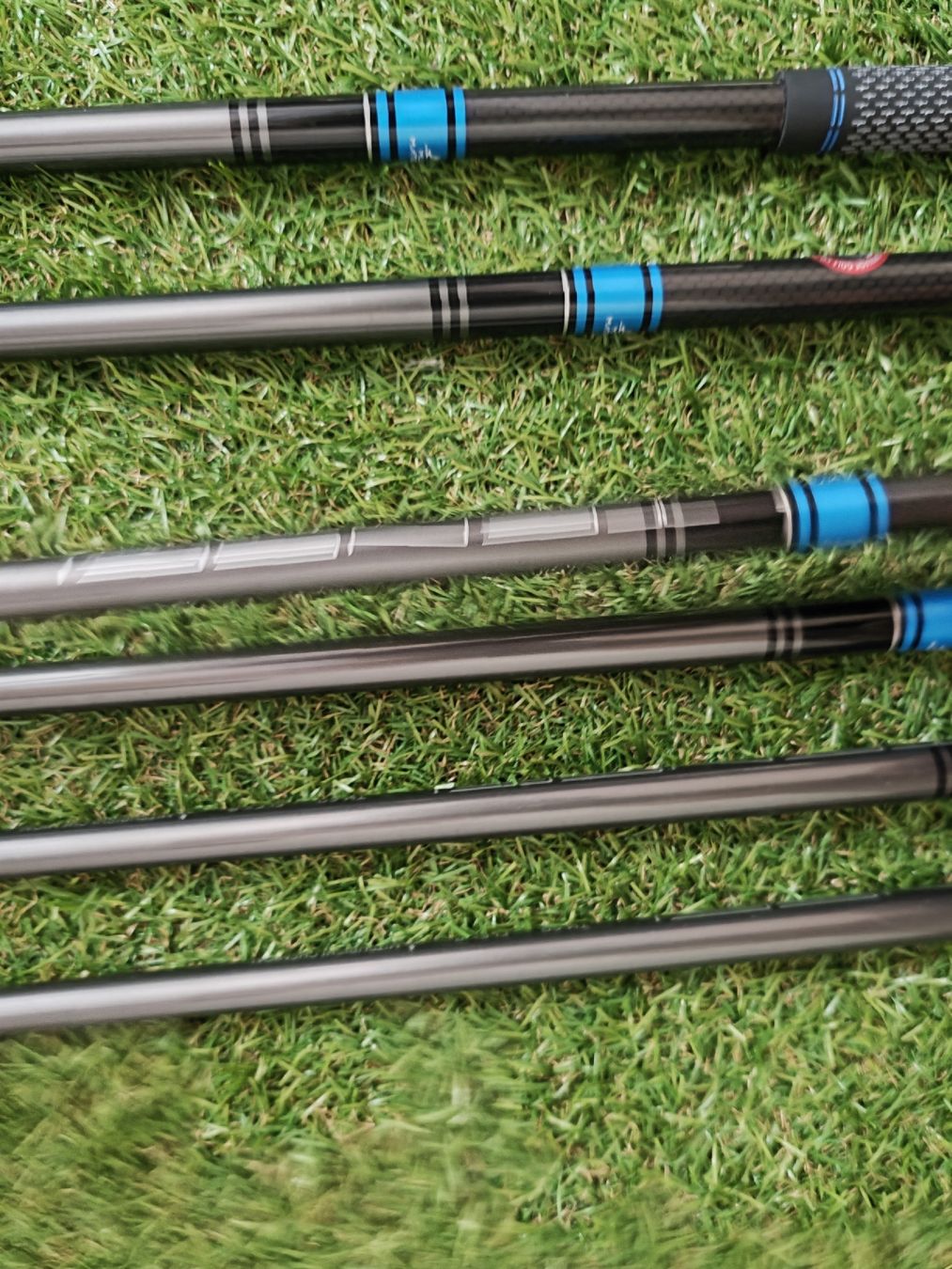 Taylor Made Clubs & Sets: TaylorMade SIM MAX Eisen 6-SW, Graphitschaft TM60 Regular – D'occasion à Uerikon par Chreggus_Golfshop 3