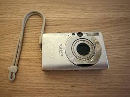 Canon Digital IXUS 85 IS mit Original-Etui