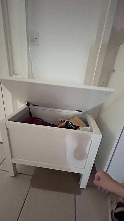 Guardaroba: IKEA wardrobe in white – Usato da Genève venduto da Noemie.wrmsi 1