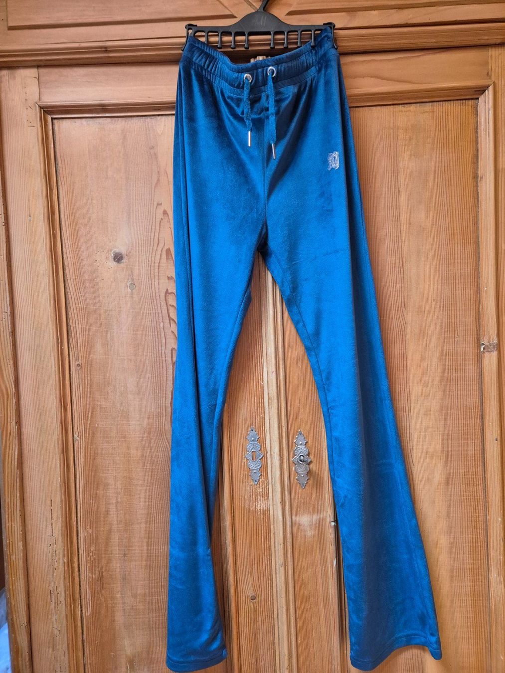 Completi & Tailleur: Jogging Anzug Set Missue Grösse S – Usato da Sigriswil venduto da sam_89sk 2
