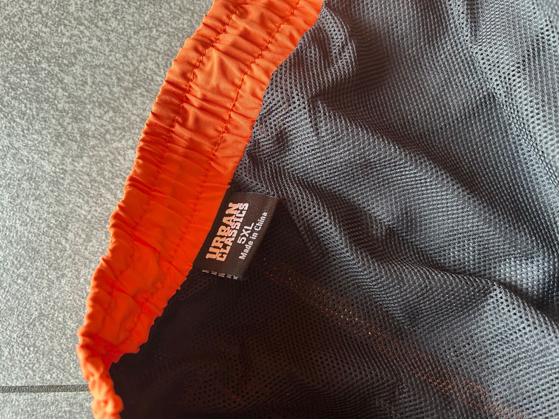 Costumi da bagno: Herren badeanzug URBAN CLASSICS gr. 5XL – Usato da Arbedo venduto da nadia1973 4