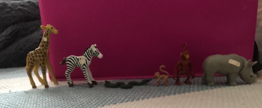 Playmobil Spielzeuge: Playmobil Wild Life Rangerstation – Gebraucht aus Seuzach von meekmeek 4