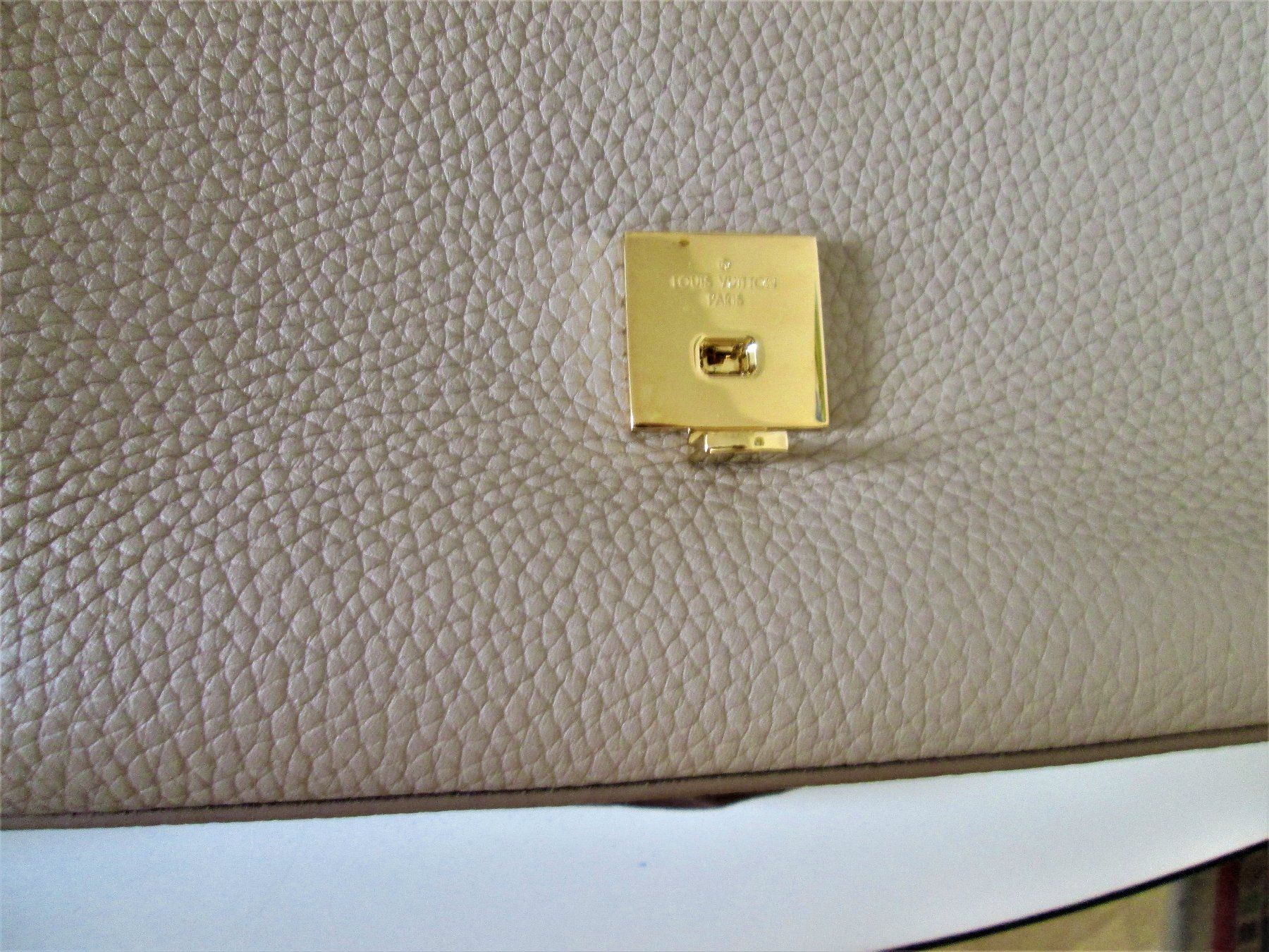 Louis Vuitton Taschen für Damen: Louis Vuitton Tasche Volta neu – Neu (gemäss Beschreibung) aus Sementina von babucia 7