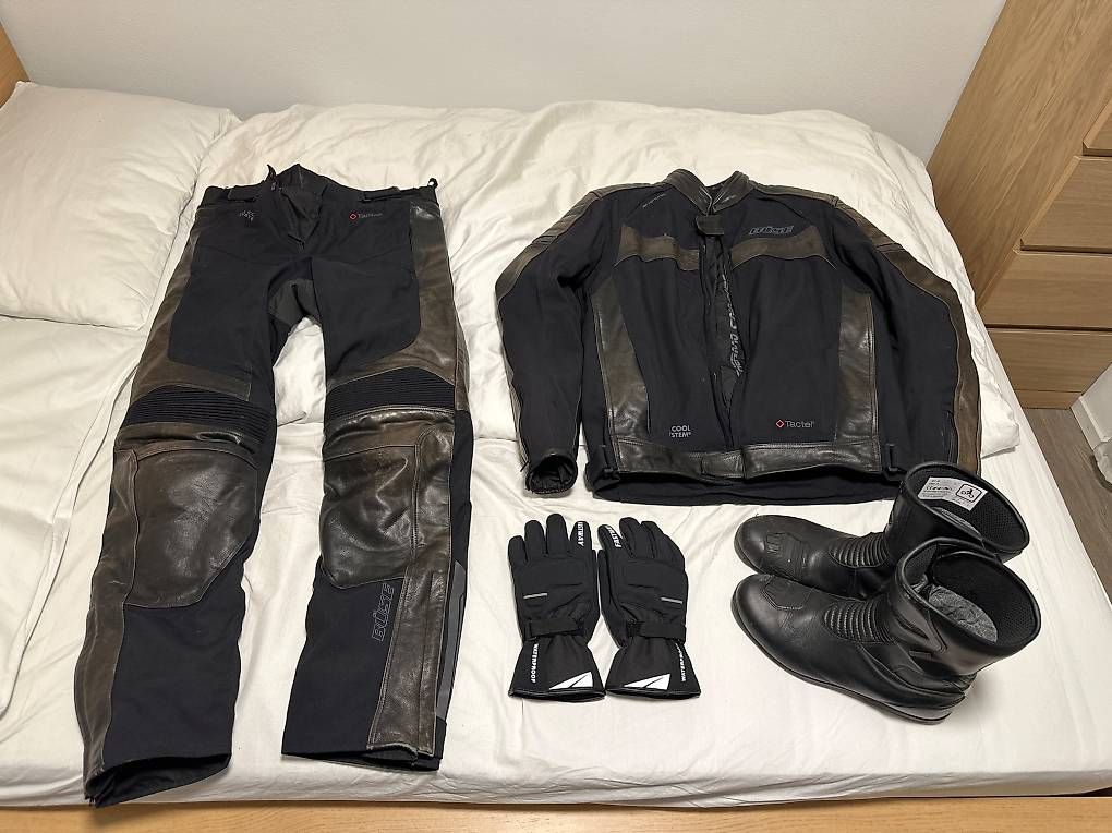Lotti di vestiti: Motorradbekleidung – Usato da Winterthur venduto da zs5678