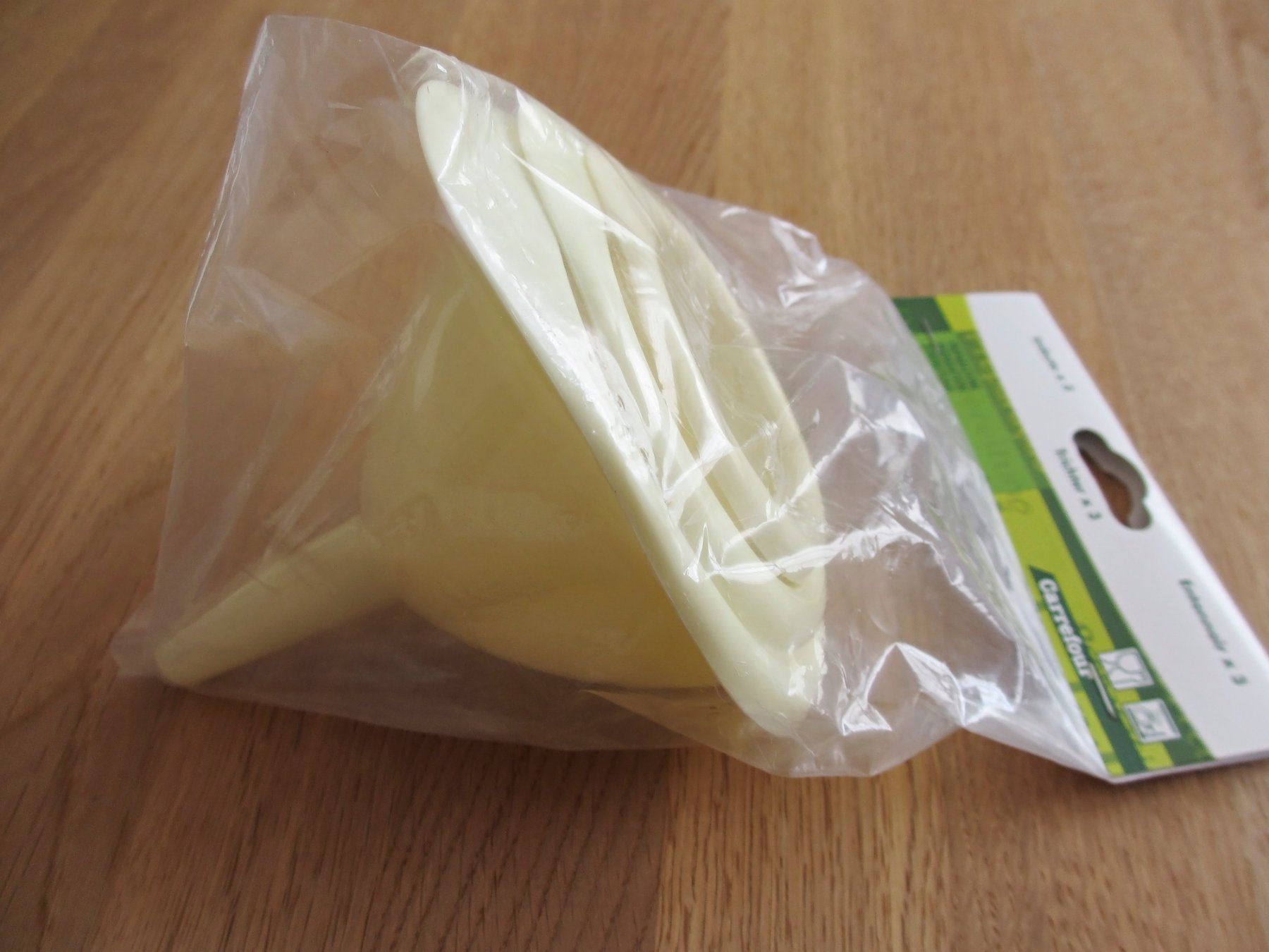 Sonstige antike Technik & Geräte: Trichter 3er-Set in 3 Grössen NEU – Neu und originalverpackt aus Winterthur von Nooitgedagt