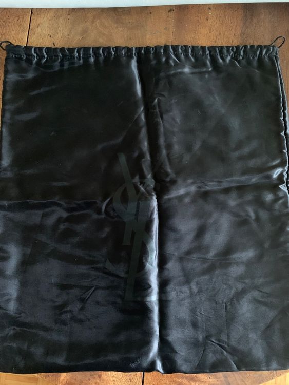 Brand new and gorgeous Dustbag YSL 48.5 cm  x 44 cm 1