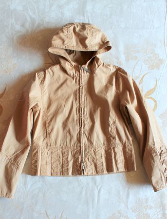 PJE * leichte JACKE / Regenjacke mit Schnürung 140 neuwertig