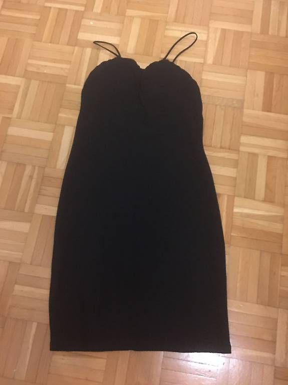 Vestiti: Kleid schwarz – Usato da St. Gallen venduto da mel_d2rj