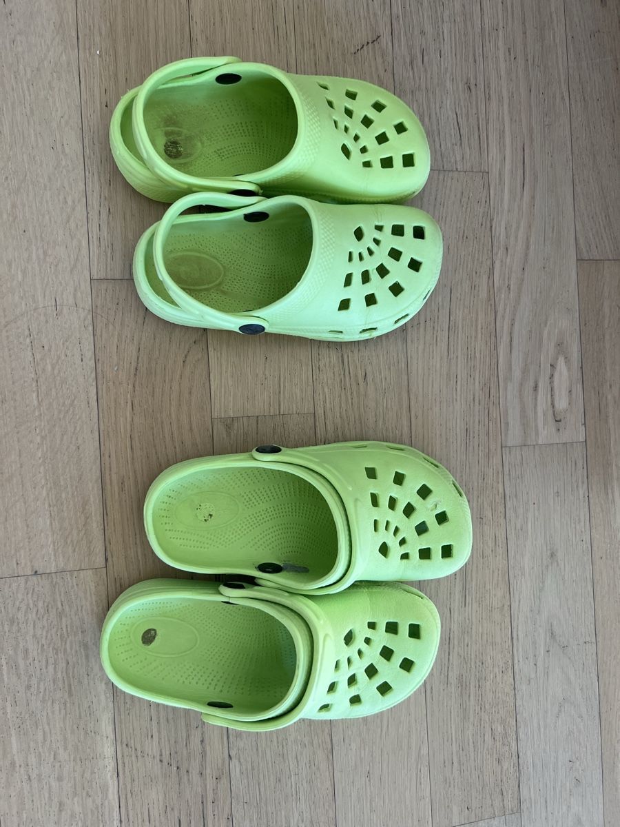 Herrenschuhe: 2 paires de Pantoufle 30 et 32 – Gebraucht aus Sion von jerermy1911