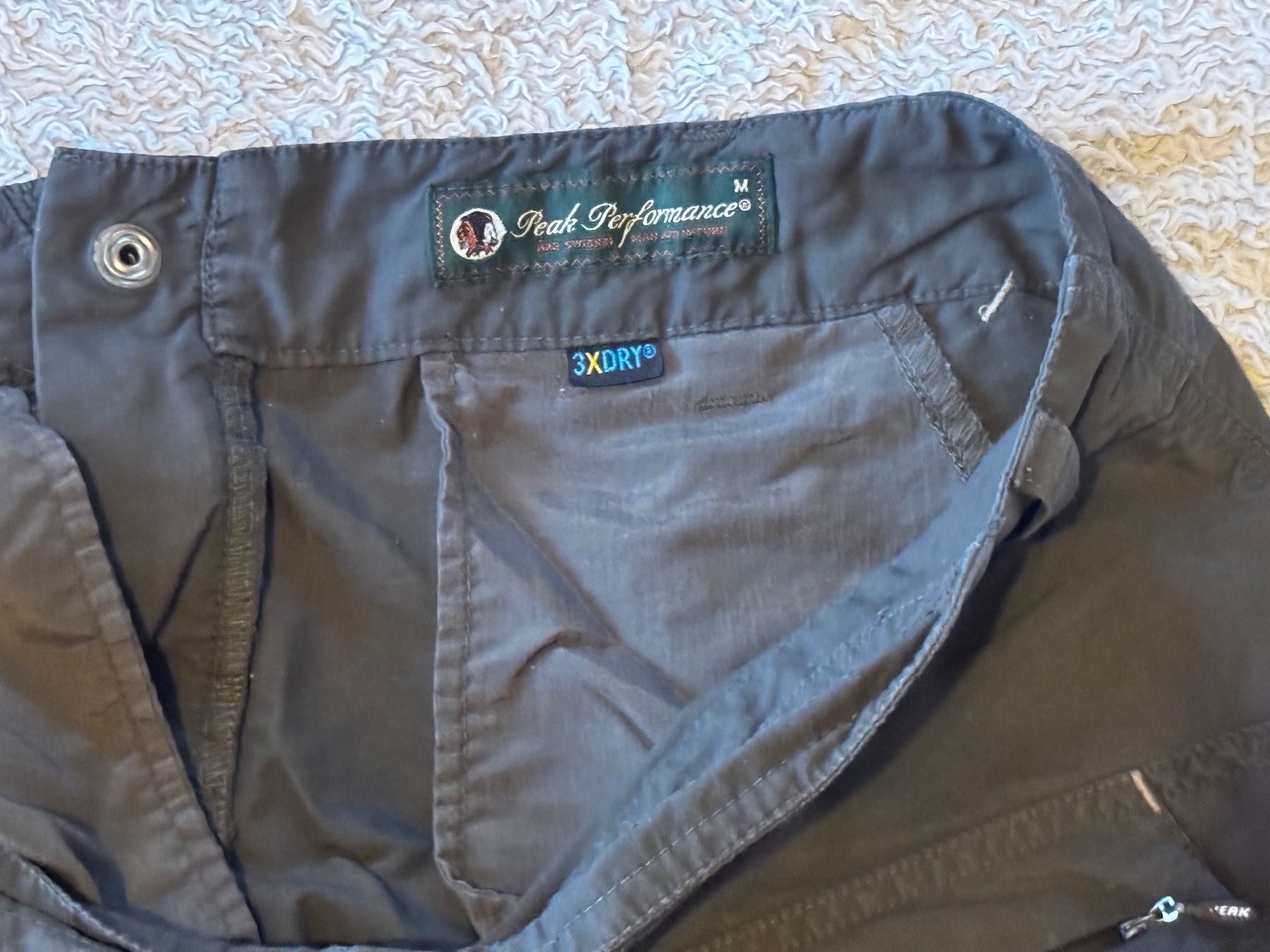 Peak Performance Pantaloni: Peau performance pantalon 3/4 gr M – Usato da Ovronnaz venduto da Etagne68 2