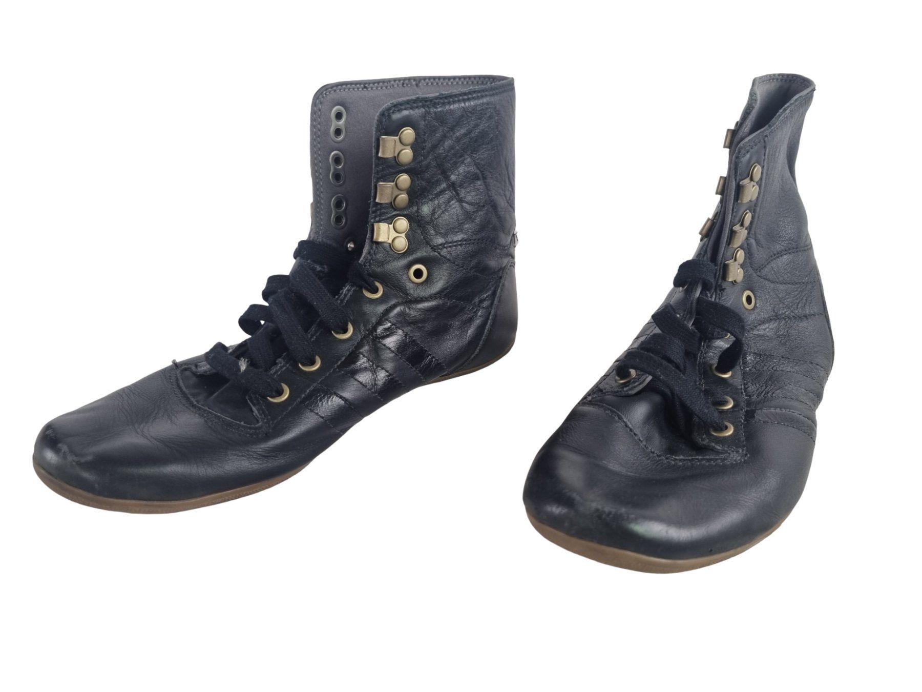 Adidas Scarpe da donna: ADIDAS M Attitude Boot W Gr. 37.5 – Usato da Wangen b. Olten venduto da Restwert_Wangen 1