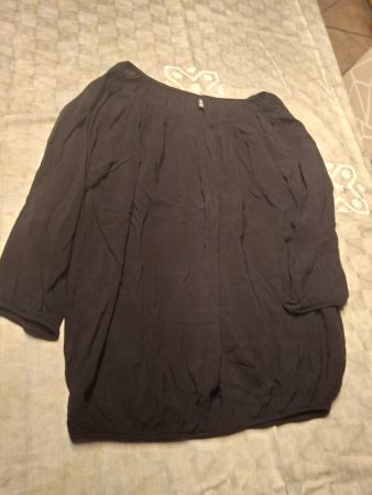 Tunique noire longues manches taille XS marque Chicorée