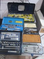 5 ältere Ratschensets
