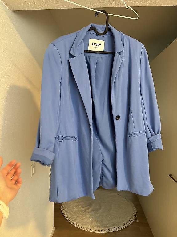 Jacken: ONLY Blazer blau Gr. S – Gebraucht aus Tübach von AldinaHuskic