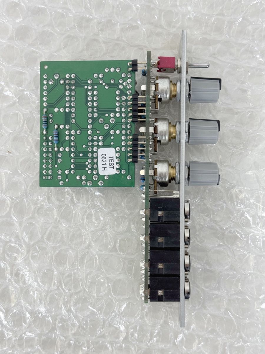Doepfer Strumenti musicali: DOEPFER A11-3 uPVCO LFO – Usato da Basel venduto da A-Z-B 2