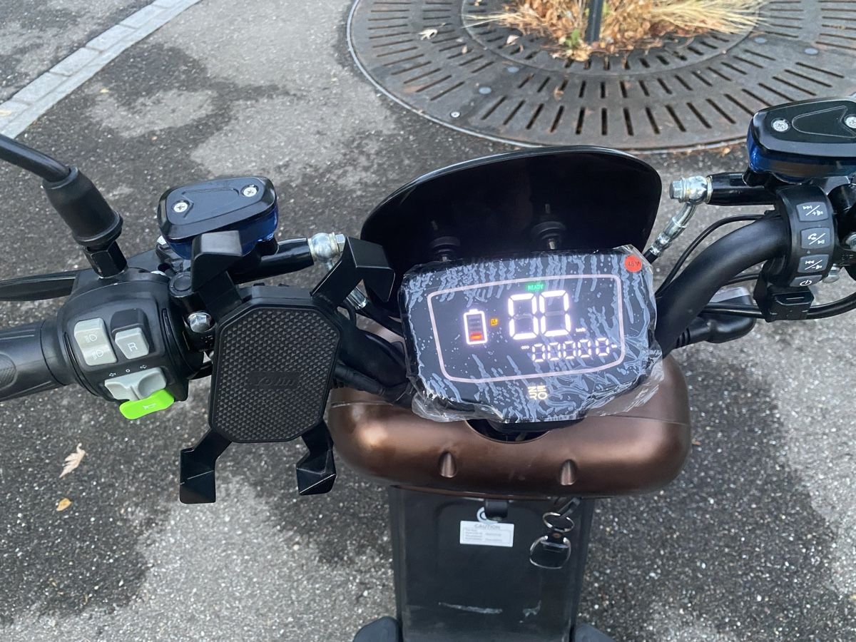 Voiturettes électriques: E roller Zero  – D'occasion à Grellingen par OCC_ASION01 4