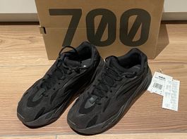 Adidas Yeezy Boost 700 V2 wie neu Grösse 40 2/3