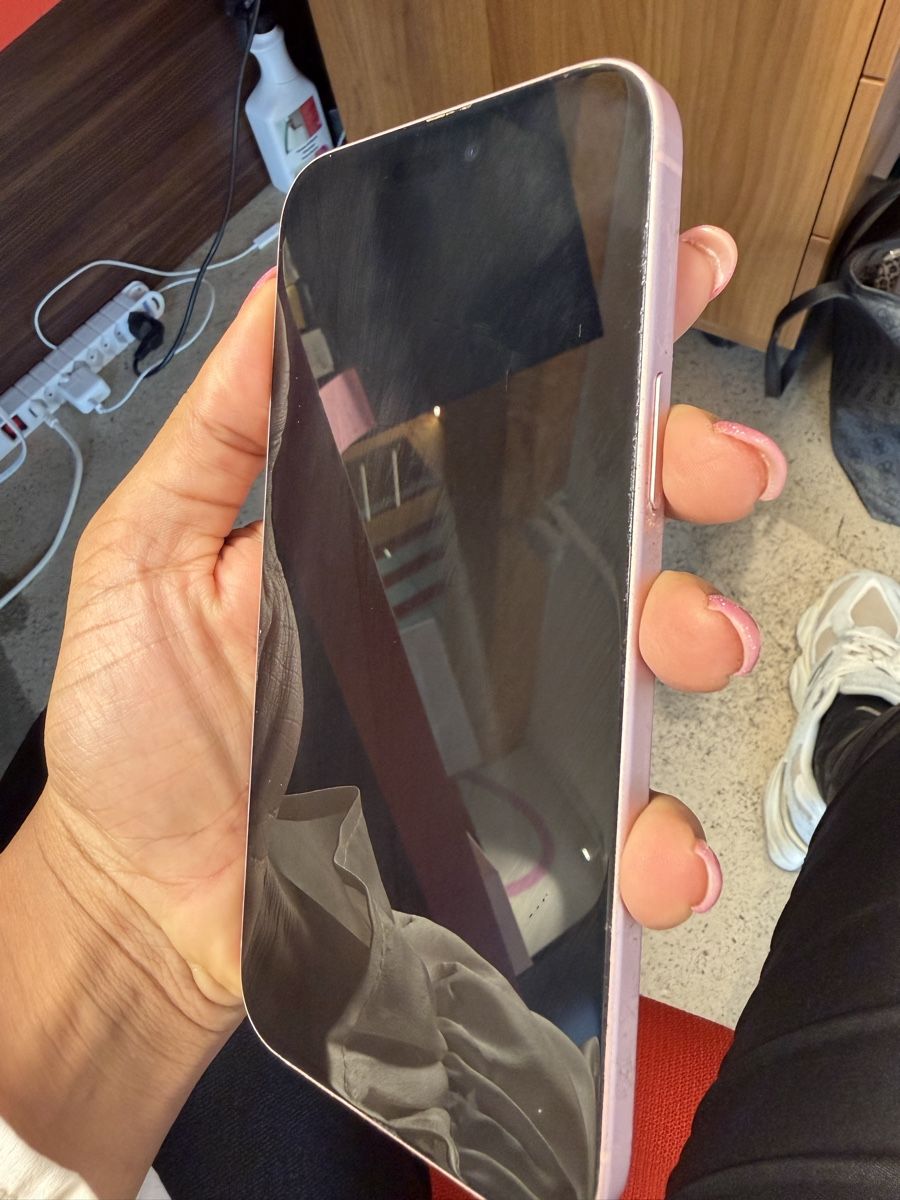 Apple Telefoni cellulari / Smartphones: Iphone 15 Plus – Usato da Dübendorf venduto da darae23 4