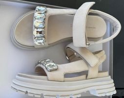 Neu! Bequeme Sommer Sandalen, Grösse 37, nie getragen!