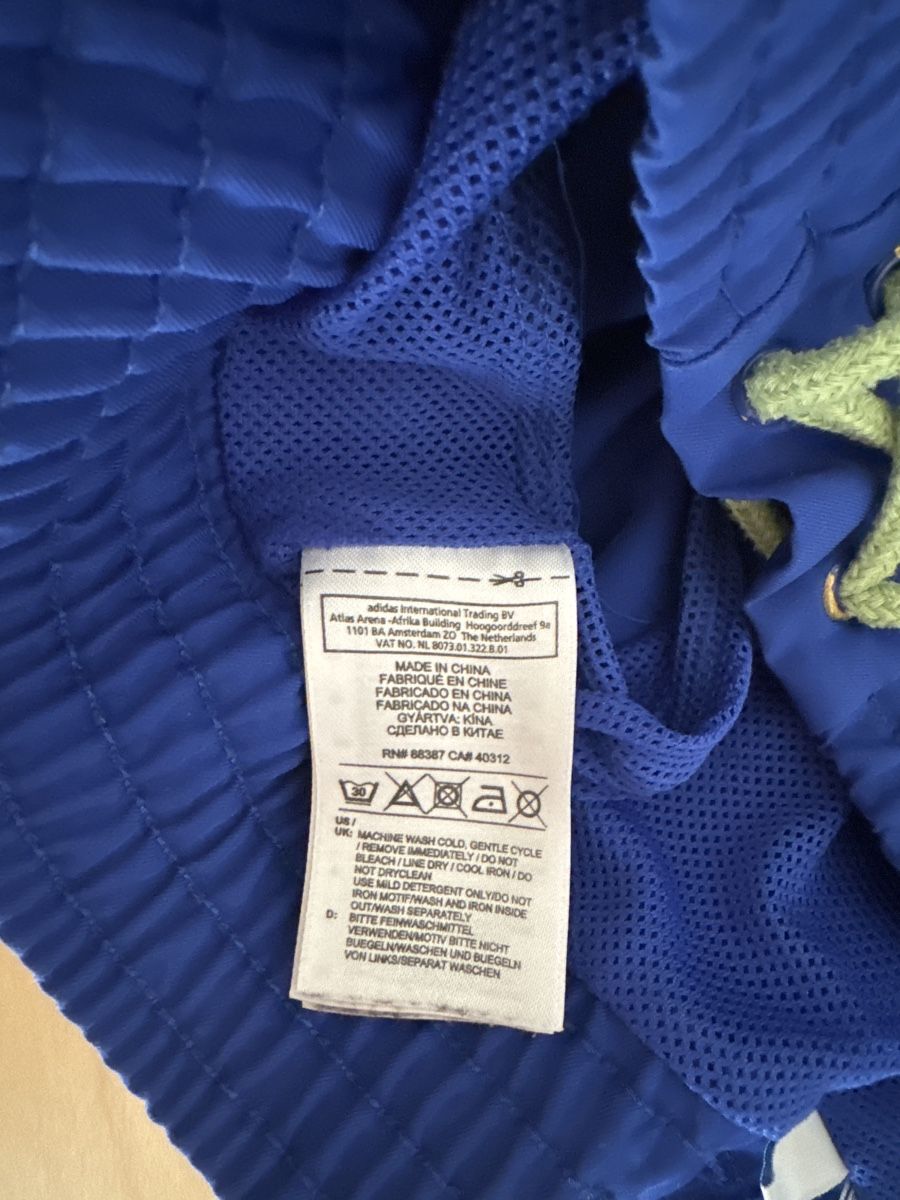 Adidas Pantaloni: Adidas Shorts Gr.40 mit Innennetz – Usato da Kreuzlingen venduto da eli_qm8d 4