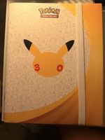 Pokémon 30th Binder ⚡ 25/30 Pikachus & vieles mehr 