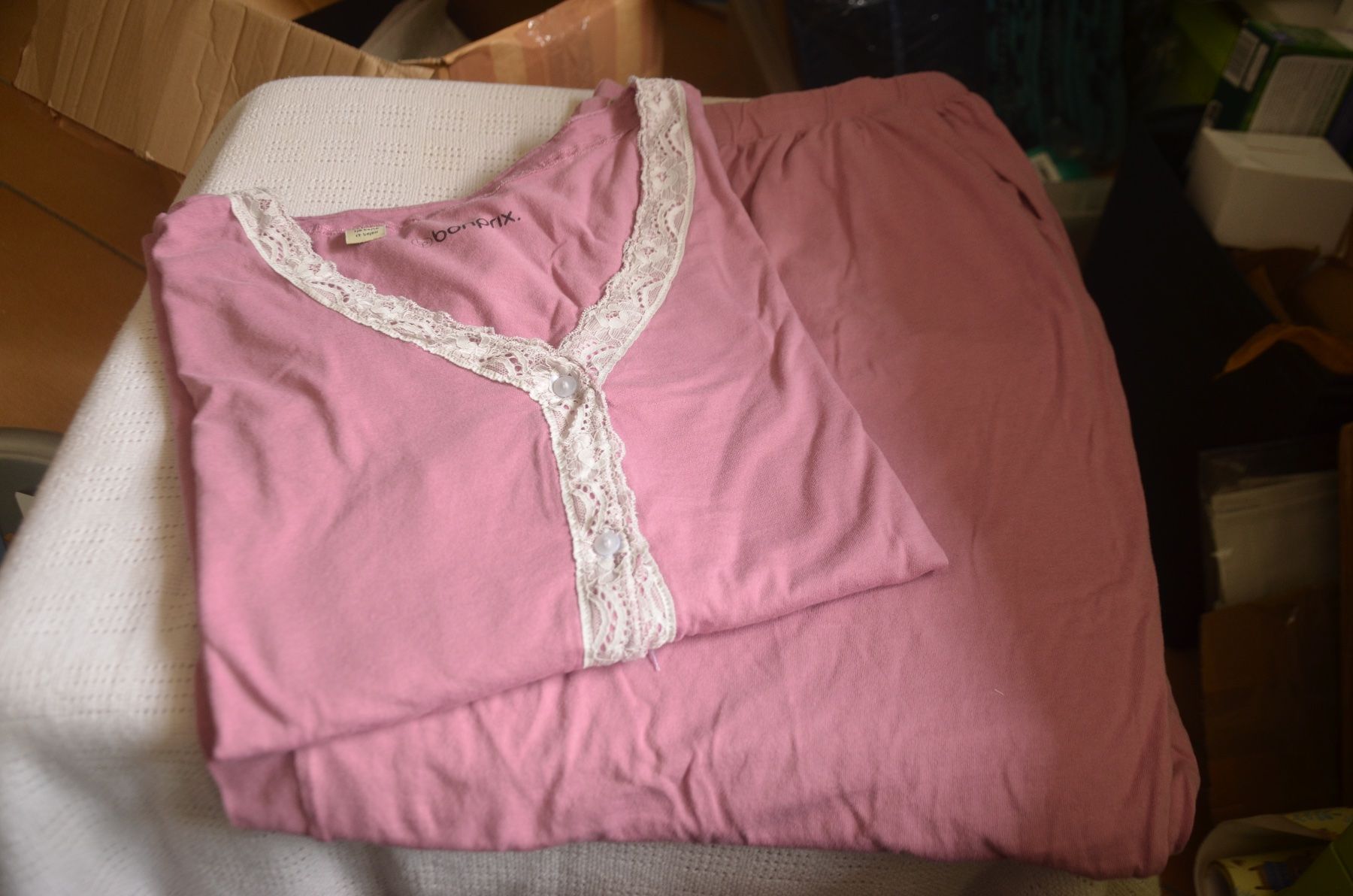Negligees & Pigiami: TAILLE 52-54 - PIJAMA LANGARM – Usato da Chiasso venduto da Dolly015