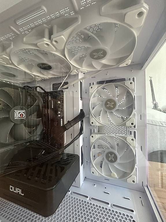 PC: CAPTIVA ADVANCED GAMING R92-631 – Usato da Bern venduto da ste_y2yl 2
