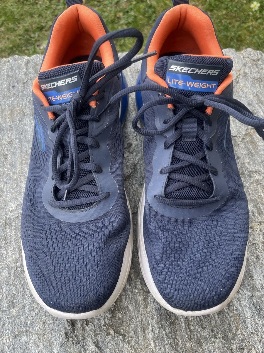 Skechers Scarpe da uomo: Chaussures Skechers – Usato da Fleurier venduto da Chadow7080