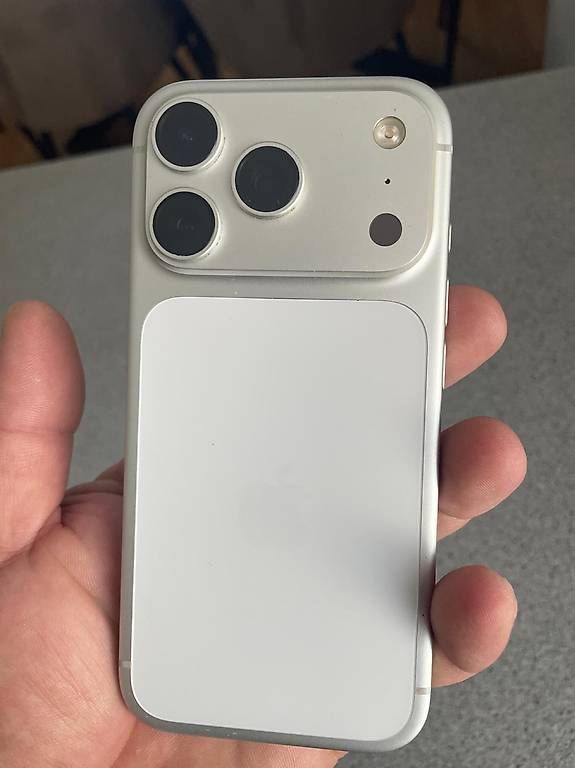 Handys / Smartphones: Iphone 17 pro Silber – Gebraucht aus Oberglatt ZH von Energy_star2010 1