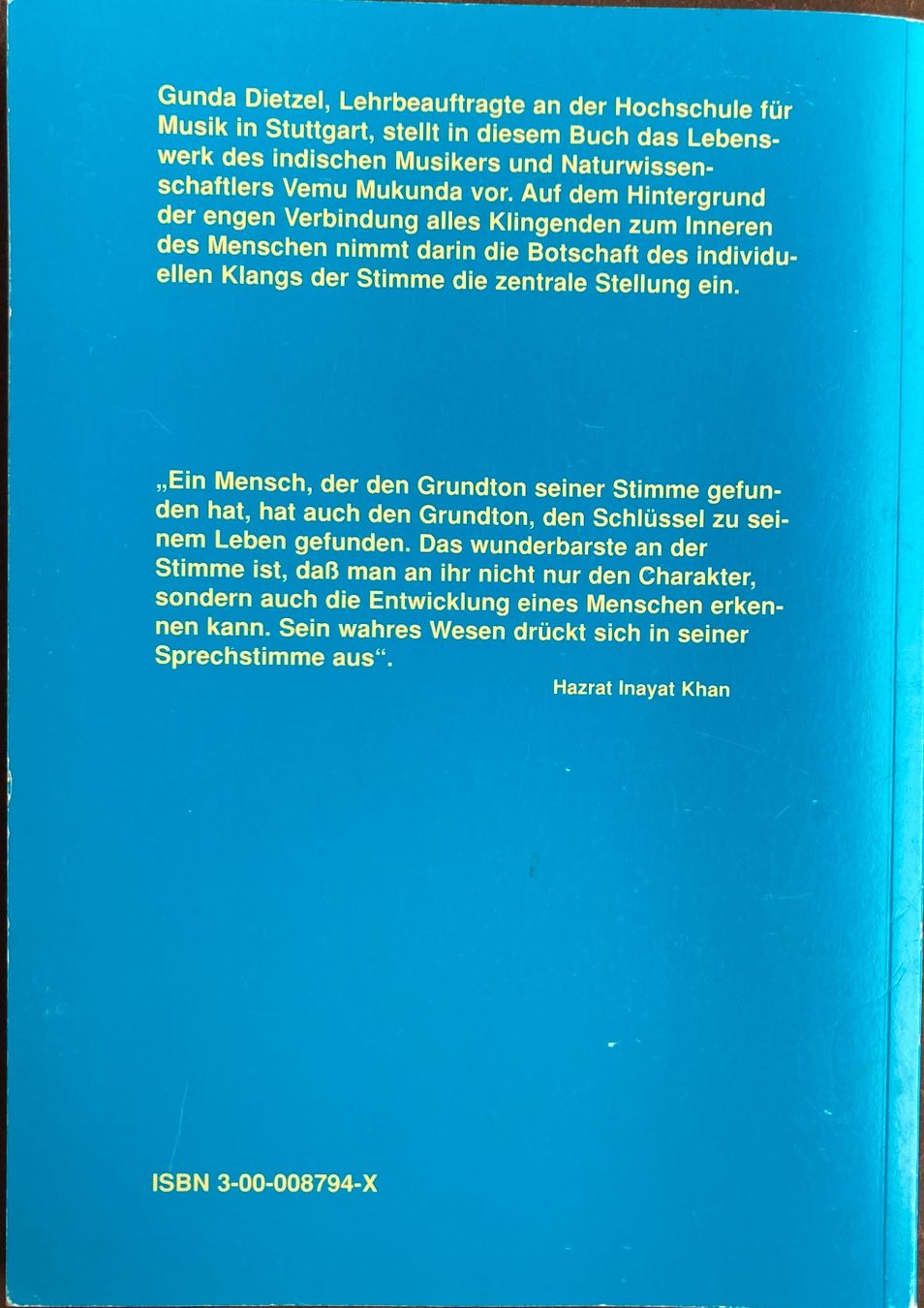 Libri: Der individuelle Klang der Stimme: Botschaft & Wirkung – Usato da Riniken venduto da begeh-r-bar 1